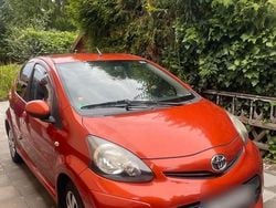 Orange Gebraucht 2012 Toyota Aygo Cool Kleinwagen | 4.500 € (Guter Preis)