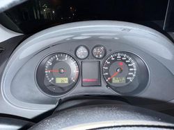 Grau Gebraucht 2003 Seat Ibiza Kleinwagen | 3.800 € (Teuer)