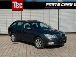 Grau Gebraucht 2009 Skoda Octavia Ambiente Kombi | 6.000 € (Fairer Preis)