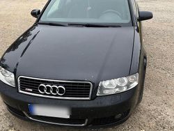 Schwarz Gebraucht 2004 Audi A4 Kombi | 2.600 € (Etwas zu teuer)