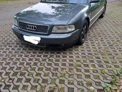 Grau Gebraucht 2001 Audi A8 S-Line Limousine | 6.850 € (Teuer)