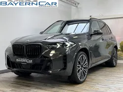 Dravitgrau metallic Gebraucht 2025 BMW X5 M Sport SUV | 88.489 € (Superpreis)