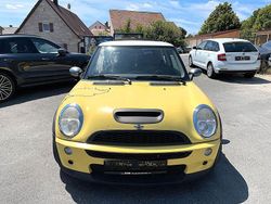 Gelb Gebraucht 2003 Mini Cooper S Coupé Coupé | 2.700 € (Fairer Preis)