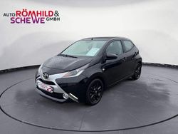 Schwarz Gebraucht 2016 Toyota Aygo X-wave Kleinwagen | 9.990 € (Etwas zu teuer)