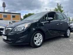 Schwarz Gebraucht 2012 Opel Meriva Innovation Van / Kleinbus | 5.850 € (Fairer Preis)