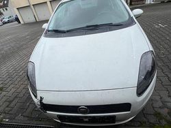 Weiß Gebraucht 2009 Fiat Grande Punto Kleinwagen | 999 € (Guter Preis)
