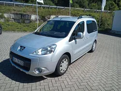 Silber Gebraucht 2008 Peugeot Partner Tepee Premium Van / Kleinbus | 7.999 €
