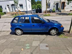 Blau Gebraucht 2000 Suzuki Swift GLX Limousine | 1.500 €