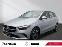 Lack hightechsilber Gebraucht 2024 Mercedes B180 Van / Kleinbus | 30.970 € (Fairer Preis)
