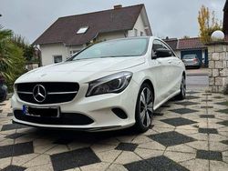 Weiß Gebraucht 2017 Mercedes CLA180 Night Limousine | 16.500 € (Fairer Preis)