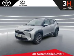 Silber Gebraucht 2025 Toyota Yaris Cross SUV | 29.990 € (Fairer Preis)