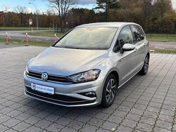 Silber Gebraucht 2018 VW Golf Sportsvan Join Van / Kleinbus | 16.190 € (Fairer Preis)