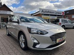Grau Gebraucht 2019 Ford Focus Cool & Connect Kombi | 10.900 € (Fairer Preis)