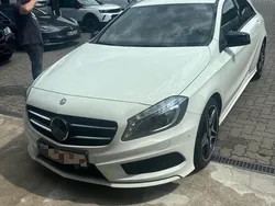 Weiß Gebraucht 2014 Mercedes A200 AMG line Kleinwagen | 14.200 € (Etwas zu teuer)