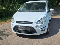 Weiß Gebraucht 2010 Ford S-MAX S Van / Kleinbus | 6.000 € (Fairer Preis)