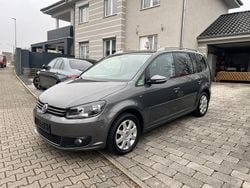 Grau Gebraucht 2014 VW Touran Cup Van / Kleinbus | 8.500 € (Guter Preis)