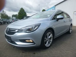 Blau Gebraucht 2017 Opel Astra Dynamic Kombi | 11.799 € (Teuer)
