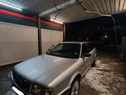 Silber Gebraucht 1993 Audi 80 Kombi | 1.900 €