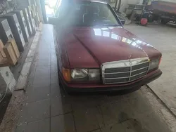Rot Gebraucht 1992 Mercedes 190 Limousine | 5.500 €