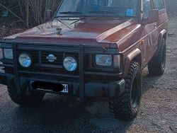 Rot Gebraucht 1991 Nissan Patrol SUV | 8.499 €