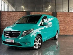 Grün Gebraucht 2022 Mercedes Vito Van / Kleinbus | 24.999 € (Superpreis)