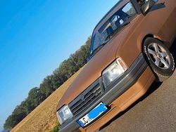 Braun Gebraucht 1988 Opel Ascona Limousine | 4.999 €