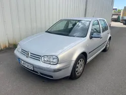 Silber Gebraucht 2000 VW Golf IV Comfortline Limousine | 690 € (Superpreis)
