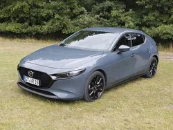 Grau Gebraucht 2019 Mazda 3 Selection Limousine | 17.690 € (Fairer Preis)