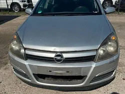 Silber Gebraucht 2004 Opel Astra Sport Limousine | 490 € (Superpreis)