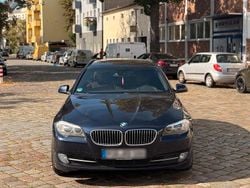 Blau Gebraucht 2011 BMW 530 Kombi | 8.300 € (Etwas zu teuer)