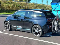 Schwarz Gebraucht 2020 BMW i3 Kleinwagen | 18.900 € (Fairer Preis)