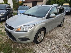 Silber Gebraucht 2008 Ford Focus Limousine | 2.999 € (Fairer Preis)