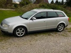 Silber Gebraucht 2001 Audi A4 Kombi | 1.200 € (Guter Preis)
