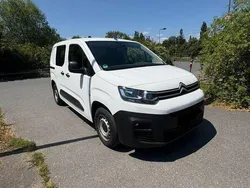 Weiß Gebraucht 2020 Citroën Berlingo Feel Van / Kleinbus | 6.800 € (Superpreis)