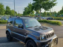 Grau Gebraucht 2014 Suzuki Jimny SUV | 12.500 € (Etwas zu teuer)