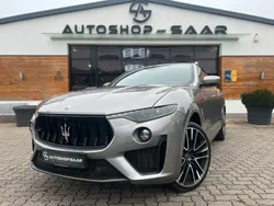 Silber Gebraucht 2021 Maserati Levante SUV | 79.990 €