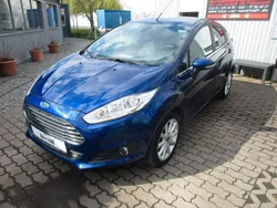 Blau Gebraucht 2015 Ford Fiesta Titanium Kleinwagen | 6.699 € (Fairer Preis)