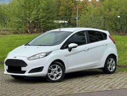 Weiß Gebraucht 2014 Ford Fiesta SYNC Edition Kleinwagen | 4.500 € (Guter Preis)