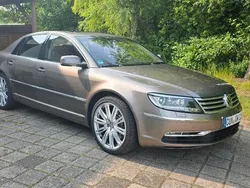Beige Gebraucht 2012 VW Phaeton Limousine | 12.999 €