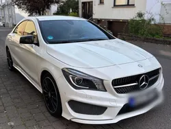 Weiß Gebraucht 2015 Mercedes CLA220 AMG line Limousine | 16.600 € (Guter Preis)
