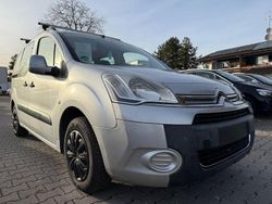 Grau Gebraucht 2015 Citroën Berlingo Van / Kleinbus | 4.999 € (Fairer Preis)