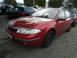 Rot Gebraucht 2003 Renault Laguna GrandTour Expression Kombi | 788 € (Superpreis)