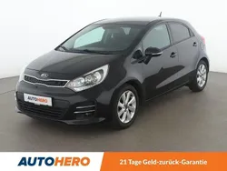 Schwarz Gebraucht 2016 Kia Rio DREAM-TEAM Edition Limousine | 9.300 € (Etwas zu teuer)