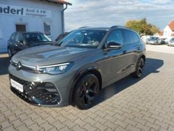 Grau Gebraucht 2025 VW Tiguan R-line SUV | 39.980 € (Fairer Preis)
