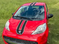 Rot Gebraucht 2010 Peugeot 107 Kleinwagen | 1.500 € (Guter Preis)
