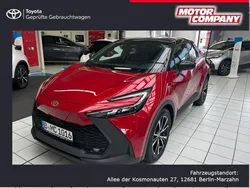 Karmina rot metallic / dach schwarz Gebraucht 2023 Toyota C-HR Team SUV | 36.727 €