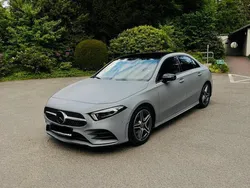 Schwarz Gebraucht 2020 Mercedes A200 AMG line Limousine | 28.000 € (Fairer Preis)
