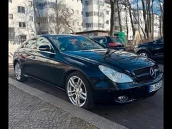 Schwarz Gebraucht 2005 Mercedes CLS350 Limousine | 7.900 € (Fairer Preis)