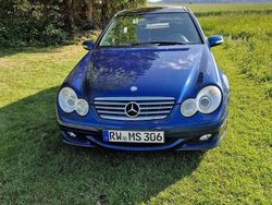 Blau Gebraucht 2006 Mercedes C180 Classic Limousine | 2.500 € (Guter Preis)