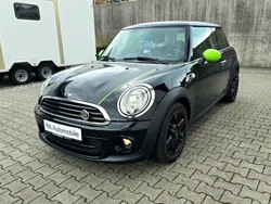 Schwarz Gebraucht 2013 Mini ONE Brick Lane Kleinwagen | 8.390 € (Etwas zu teuer)